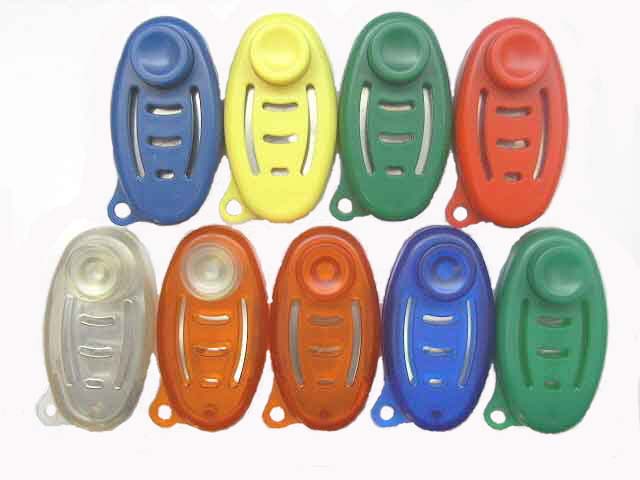 BUTTONCLICKER MIT �SE UND ROSTFREIER EDELSTAHLZUNGE
